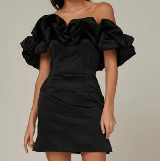 Amazon European and American fashion niche light luxury dress ruffled pleated temperament one-shoulder tube top hip dress