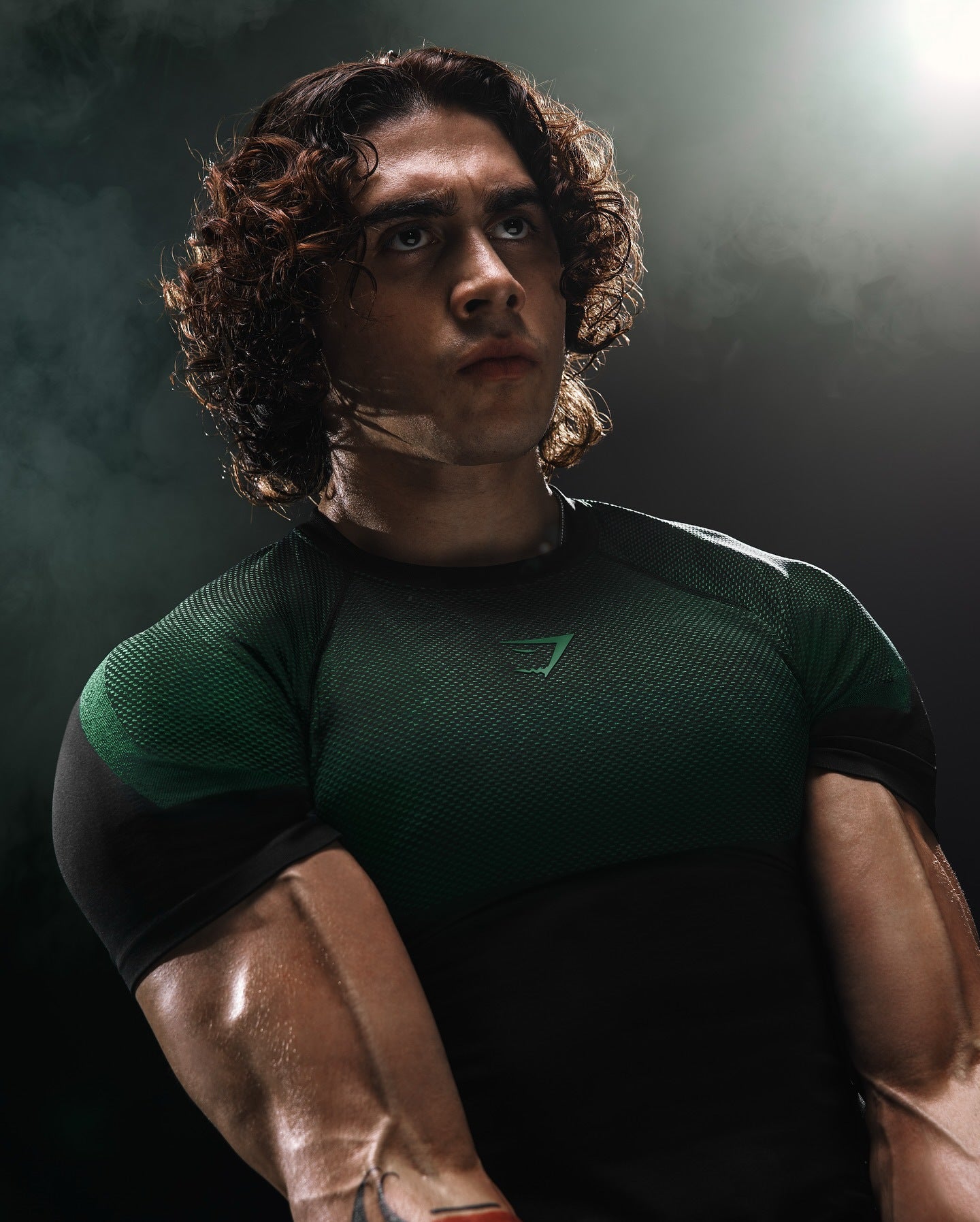 GYMSHARK Men's Fitness Top, Casual Running, Quick-Drying, Breathable, Tight-Fitting Short-Sleeve T-Shirt, Men's Muscle Shark