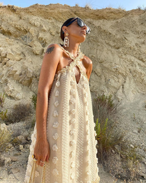 2023 Fashion Halter Three-dimensional Flower Floor-Mopping Cake Dress Cross-border Supply European and American Foreign Trade Lace Long Dress