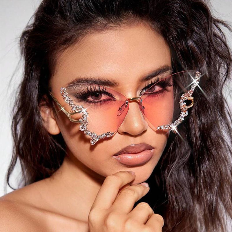 Cross-border new butterfly shape diamond frameless sunglasses for women fashion personality exaggerated sunglasses European and American Internet celebrity broken diamonds