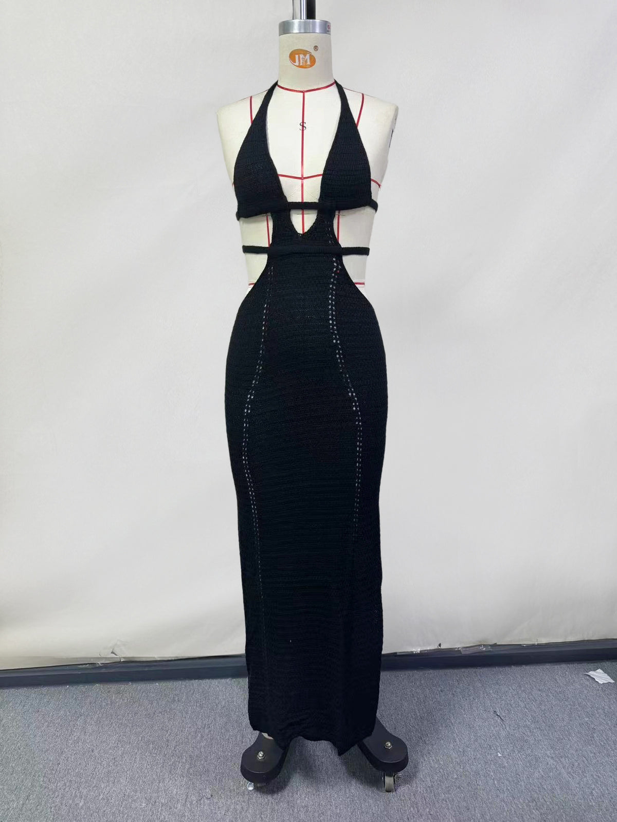 2023 European and American ins style hot selling new sexy street style pure desire halter neck wrap chest hollow lace dress female