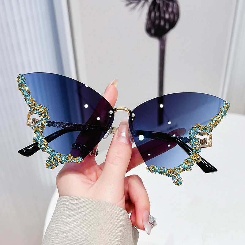 Cross-border new butterfly shape diamond frameless sunglasses for women fashion personality exaggerated sunglasses European and American Internet celebrity broken diamonds