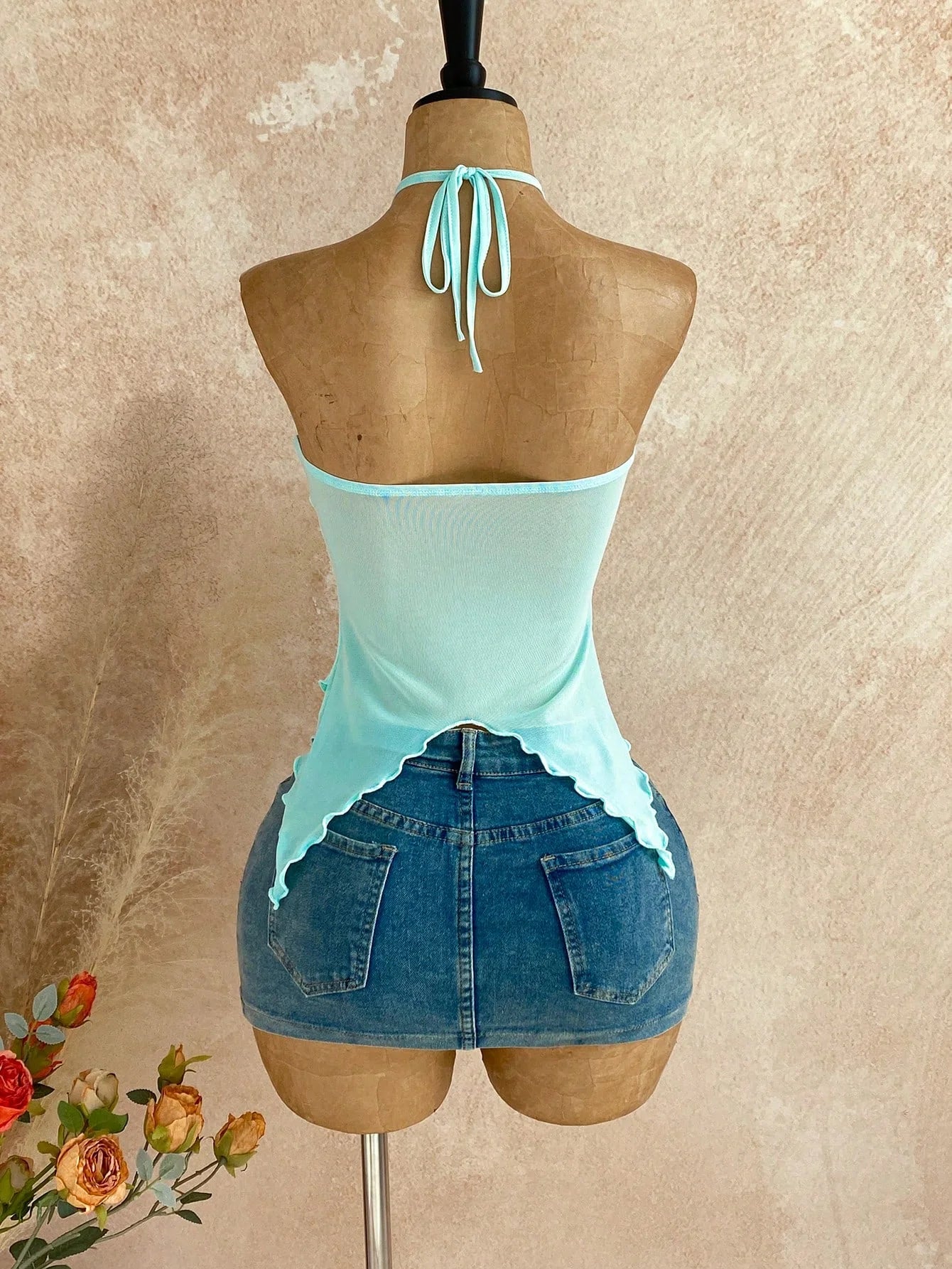 Ladies' asymmetrical collar camisole with shell decoration, suitable for beach vacations, summer, summer spring, Valentine's Day