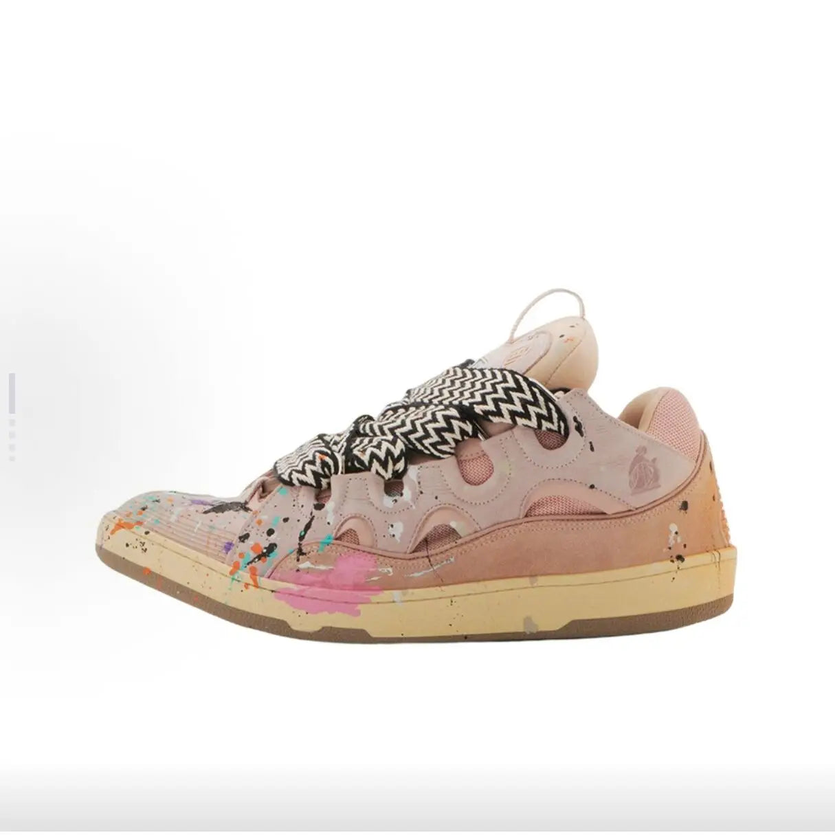 633652774-3