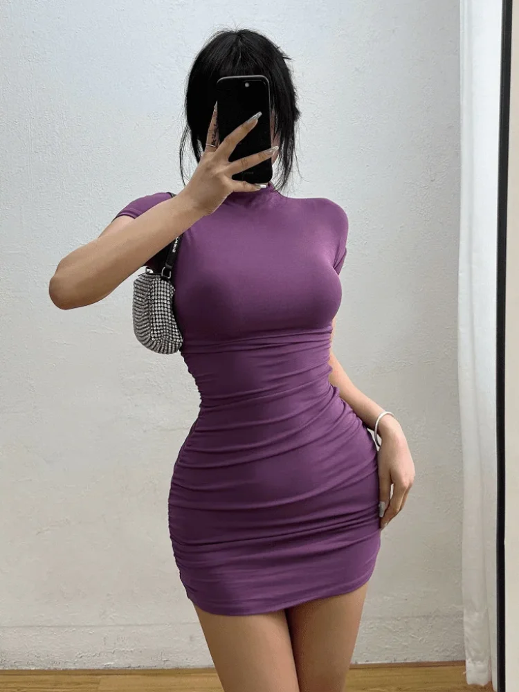 770303693-3