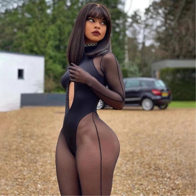 Women's Trendy Black Turtleneck Long Sleeve T-Shirt - Back Cutout Slim Fit Cropped Top, Sexy Minimalist Edgy Chic Spring Summer