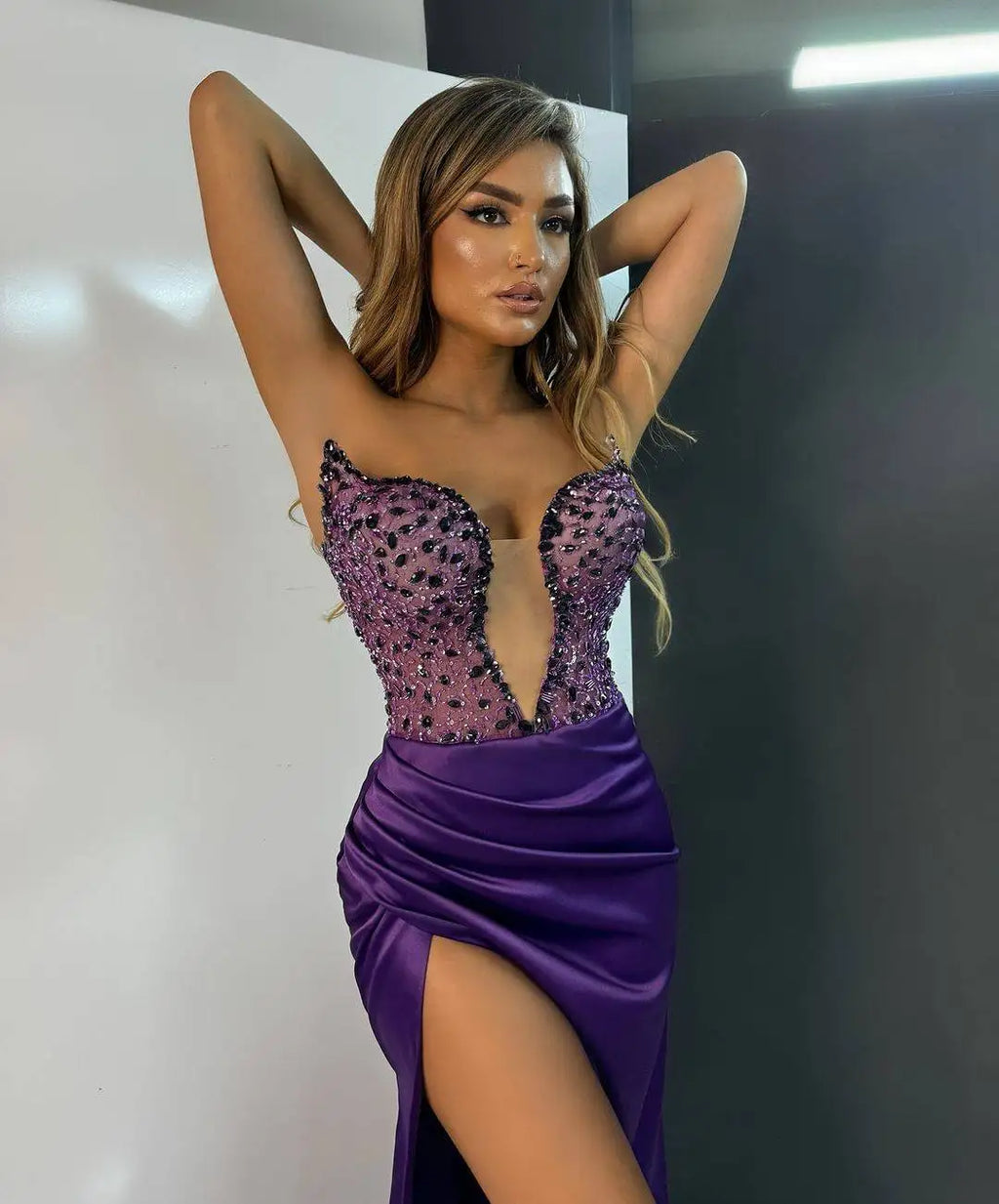Sexy Mermaid Evening Dress Sequins Crystal Strapless Sleeveless Prom Gown High Split Sweep Train Formal Dresses Custom Made