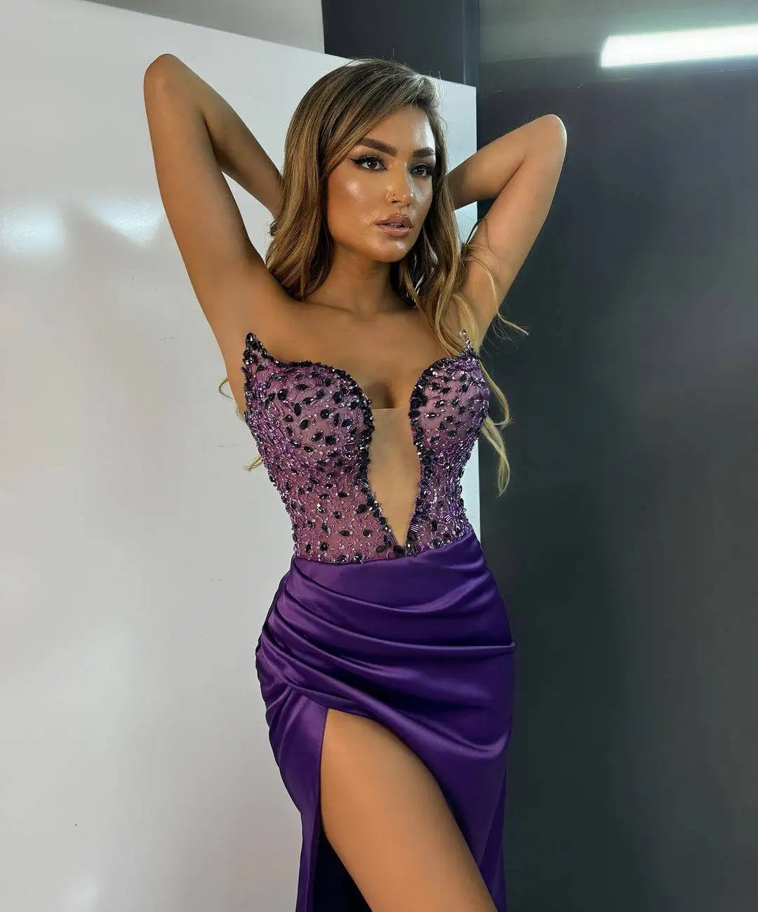 Sexy Mermaid Evening Dress Sequins Crystal Strapless Sleeveless Prom Gown High Split Sweep Train Formal Dresses Custom Made