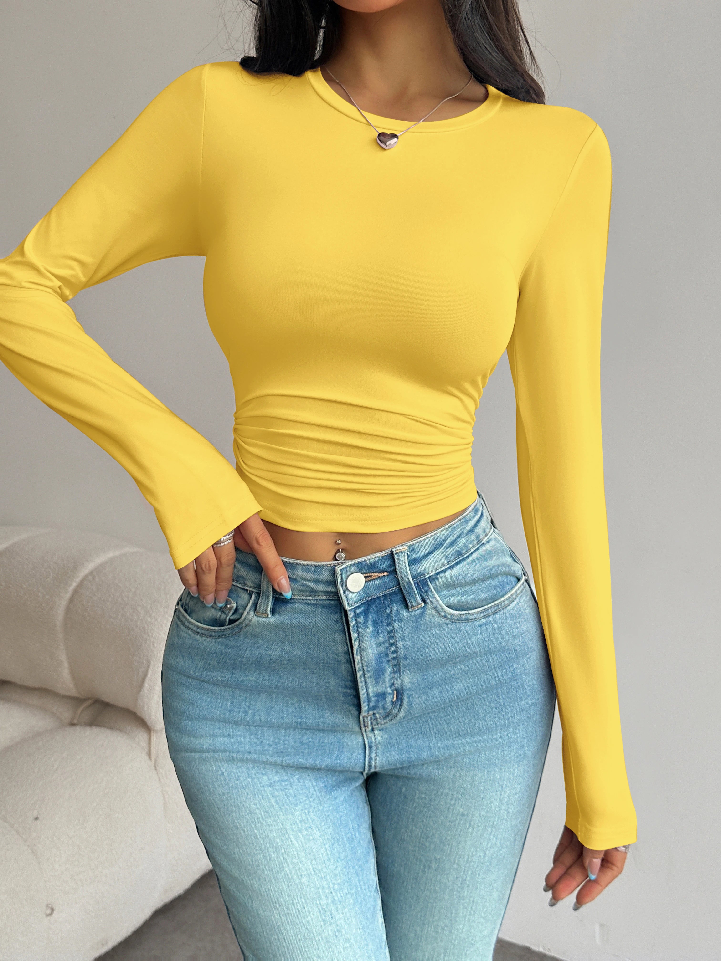 Women's long sleeved short top with waist cinching and slim fit round neck T-shirt for spring and autumn daily basic style